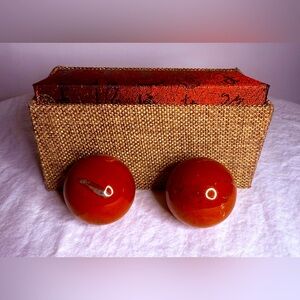 HAND EXERCISING BAODING BALLS